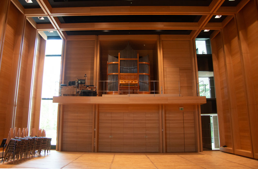 ST ANDREW UNIVERSITY CENTER (SCOTLAND)